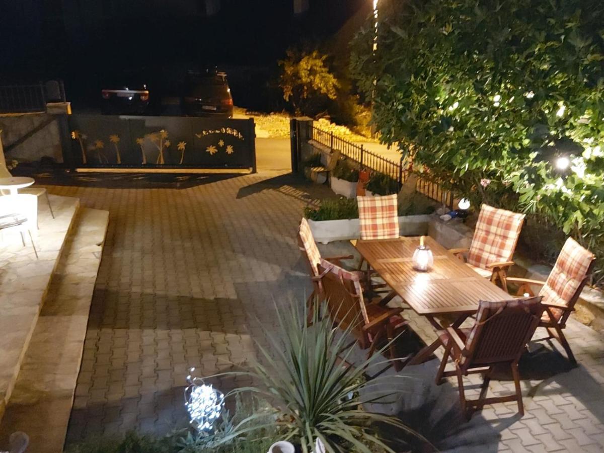 Apartmani Afrodita Sutivan Esterno foto