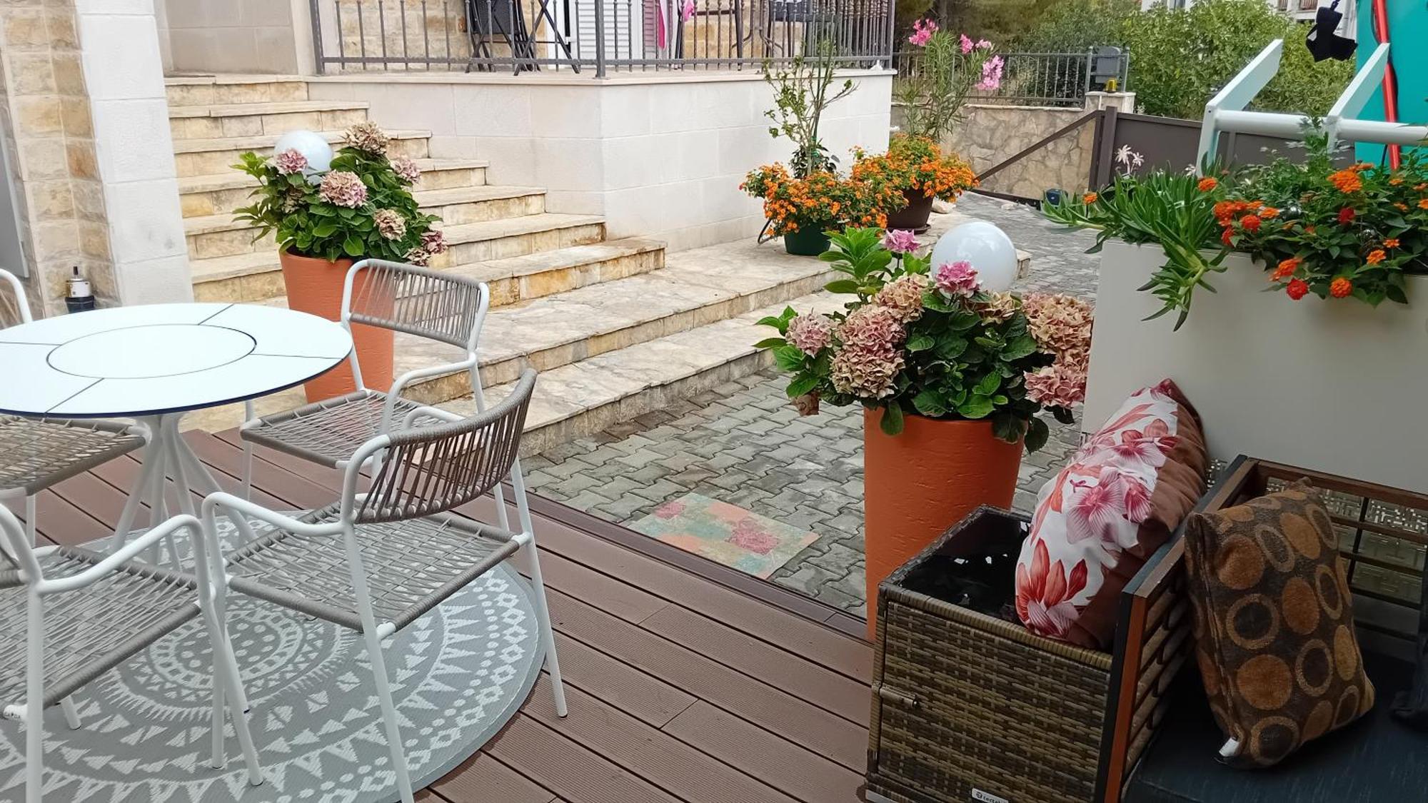 Apartmani Afrodita Sutivan Esterno foto